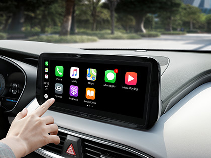 Bezkabelové systémy Wireless Apple Car Play a Android Auto.